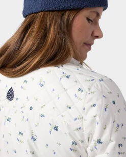 STIO Women's Skycrest Insulated Snap Shirt 32 STIO Women's Skycrest Insulated Snap Shirt -Stio Store 100245 102 3