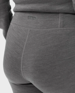 STIO Women's Basis PeakWool Midweight Tight -Stio Store 100658 021 6 1e1e26b1 5b72 4ce3 9744 2a9668f9d7d5