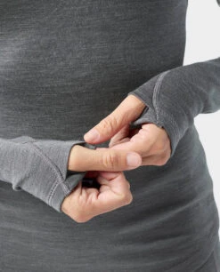 STIO Women's Basis PeakWool Midweight Crew LS 32 STIO Women's Basis PeakWool Midweight Crew LS -Stio Store 100660 021 2 ALT