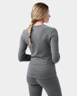 STIO Women's Basis PeakWool Midweight Crew LS 35 STIO Women's Basis PeakWool Midweight Crew LS -Stio Store 100660 021 5 1cadb71d 0b32 4e6d 832e 016eaba9dda8