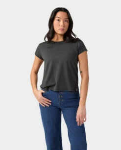 STIO Women's Divide Tee SS -Stio Store 100703 001 1