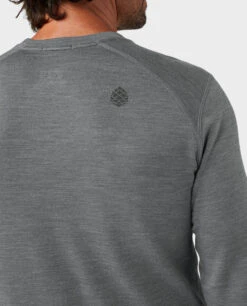 STIO Men's Basis PeakWool Midweight Crew LS 25 STIO Men's Basis PeakWool Midweight Crew LS -Stio Store 200691 021 4 6ecc35e0 4636 4d94 b1bf 23e6cd23c245