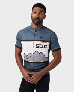 Men's Stio® Team Jersey SS -Stio Store 200766 420 3 96ac50a8 8b61 4d8a a909 2ae06802059f