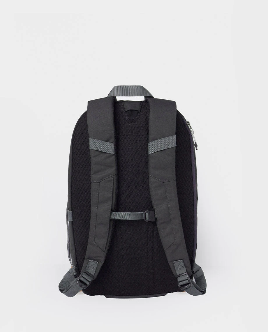 STIO Basin Daypack 25L 4 STIO Basin Daypack 25L - Image 4