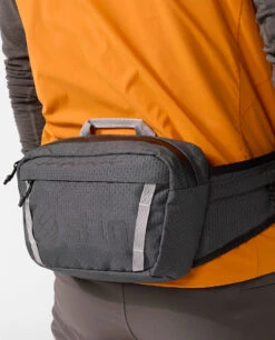 STIO Cacher Hip Pack 2L 26 STIO Cacher Hip Pack 2L -Stio Store 400519 021 6 ALT