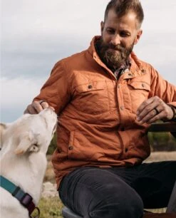 STIO Men's Skycrest Insulated Snap Shirt -Stio Store PDP Lifestyle tile Men s Skycrest Snap Shirt 26f152e4 6f2f 4904 97aa 4dcb00b50840